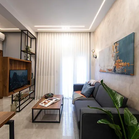P Deluxe 8 Thessaloniki